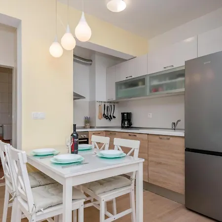 1 Bedroom Beautiful Apartment In Baska Voda Exterior photo