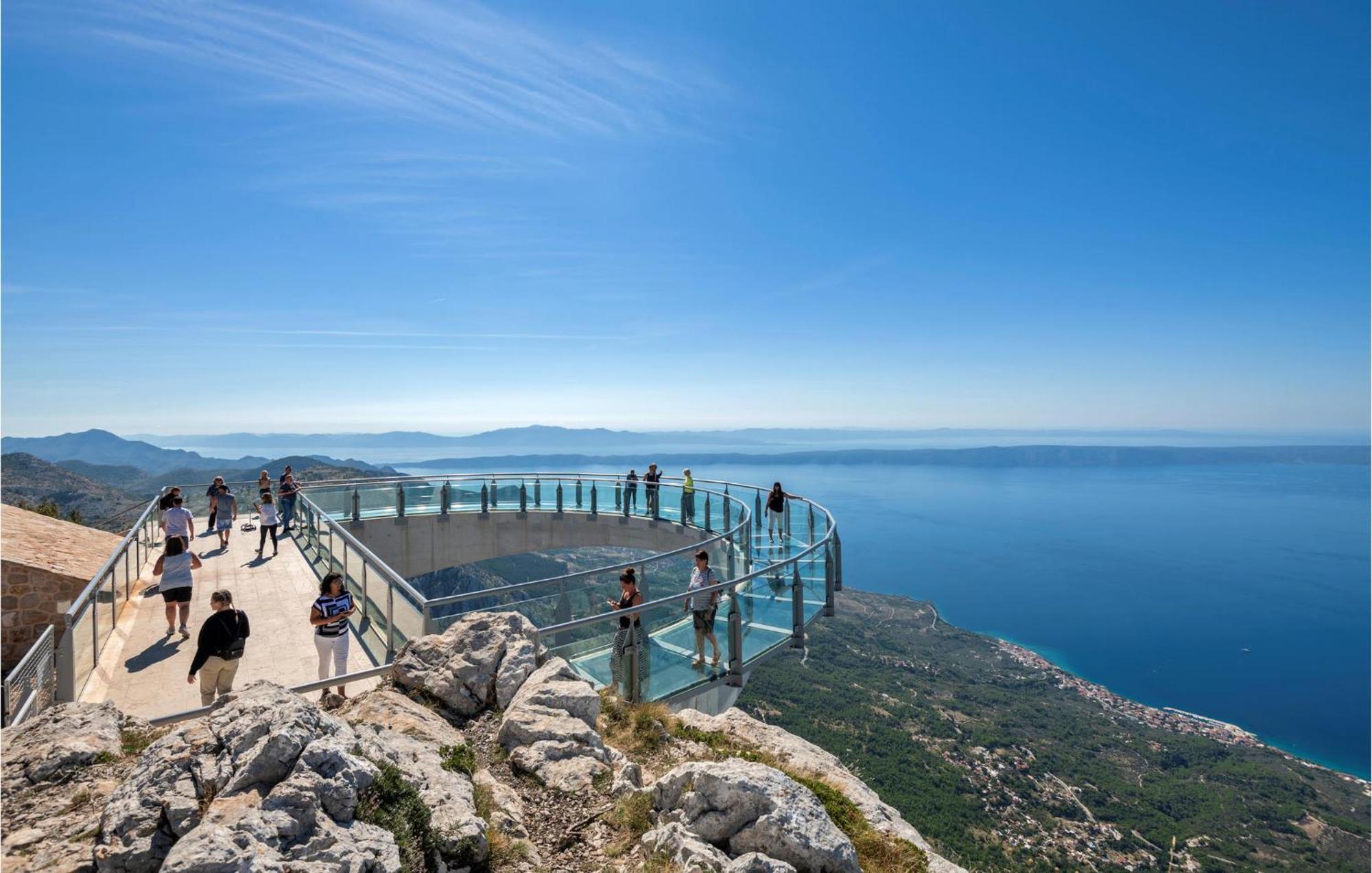 1 Bedroom Beautiful In Baska Voda